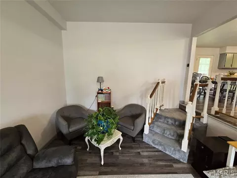 Living - 4441 State Highway 142, Doniphan, MO 63935 photo 1 of 2