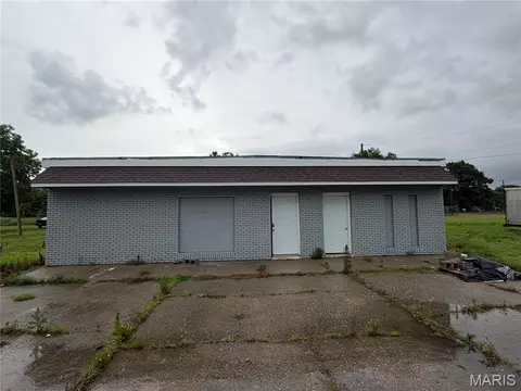430 N 3rd St, Lilbourn, MO 63862