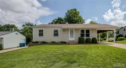 12605 Missouri Bottom Rd, Hazelwood, MO 63042