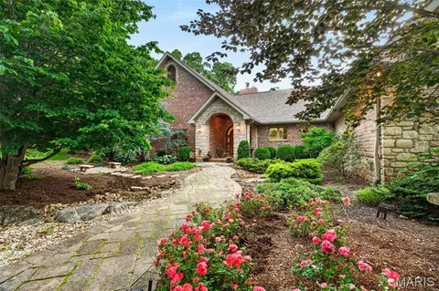 11445 Casa Nella Montagna, Marthasville, MO 63357