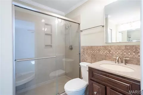 Bath - 11042 Wylestone Ct, Sappington, MO 63126 photo 1 of 4