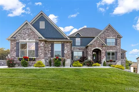 205 Westleigh Ct, Wentzville, MO 63385