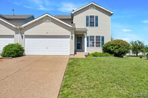 1067 Chesterfield Dr, Wentzville, MO 63385