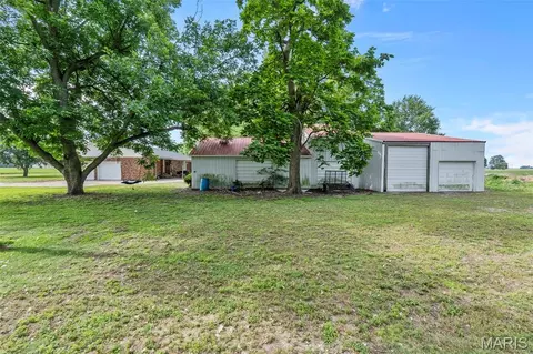 Exterior - 1404 County Highway 461, Steele, MO 63877 photo 8 of 11