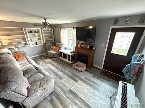 902 Marks Rd, Canton, MO 63435 photo 2