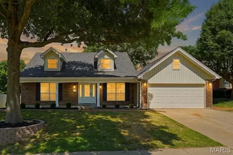 1346 Westbrooke Meadows Ln, Ballwin, MO 63021