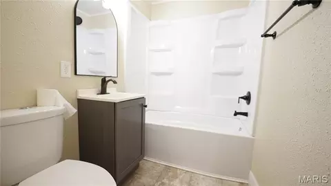 Bath - 1409 Ray St, Dexter, MO 63841 photo 1 of 1
