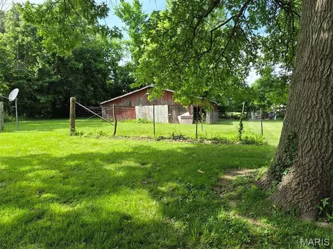 Exterior - 128 E Sigler, Memphis, MO 63555 photo 3 of 3