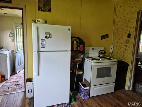 Kitchen - 128 E Sigler, Memphis, MO 63555 photo 2 of 2