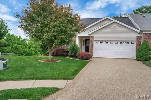 449 Prevot Ave, Saint Charles, MO 63303