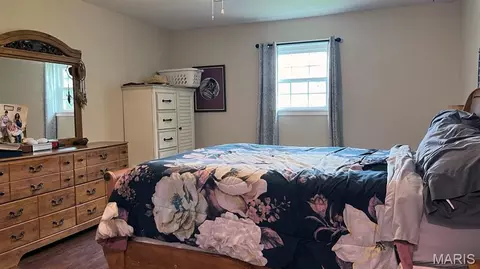 Bedroom - 707 Moore St, Dexter, MO 63841 photo 1 of 4