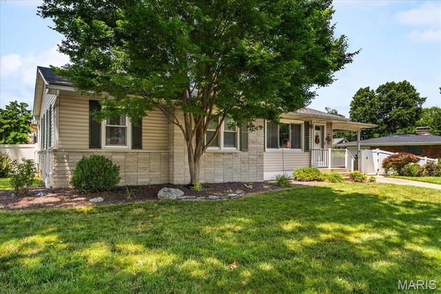1515 Madison Ave, Edwardsville, IL 62025