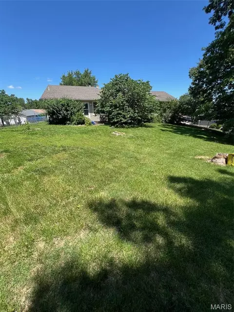 Exterior - 3658 N Meadow Mill Dr, Arnold, MO 63010 photo 4 of 4