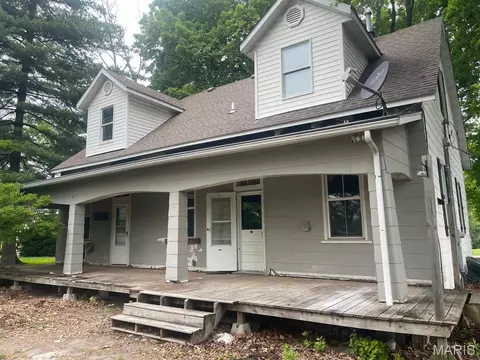 704 Eiler Rd, Belleville, IL 62223