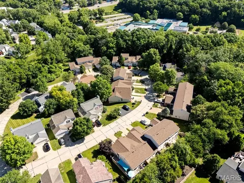 View/Area - 170 Cascade Terrace Dr, Ballwin, MO 63021 photo 5 of 7