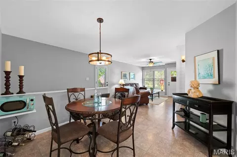 Dining - 170 Cascade Terrace Dr, Ballwin, MO 63021 photo 2 of 2