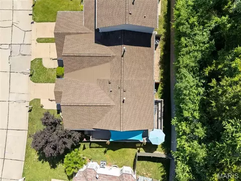 View/Area - 170 Cascade Terrace Dr, Ballwin, MO 63021 photo 3 of 7