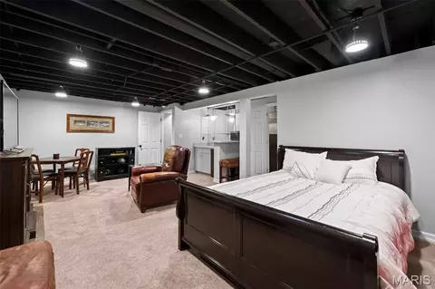Bedroom - 170 Cascade Terrace Dr, Ballwin, MO 63021 photo 5 of 5