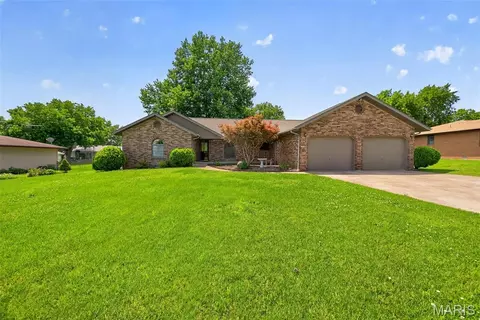 2023 King James Rd, Lebanon, MO 65536