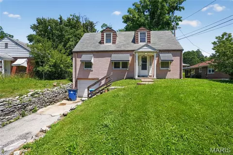 109 Chambers Rd, Saint Louis, MO 63137