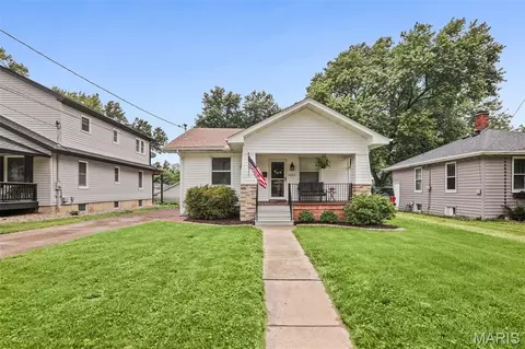 1321 Eberhart Ave, Edwardsville, IL 62025