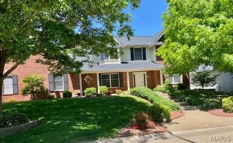 135 Huntington Park, Saint Charles, MO 63301