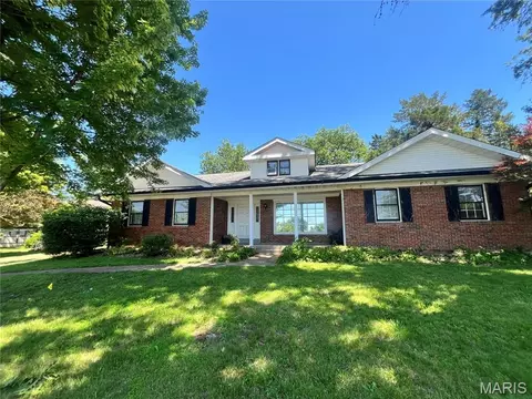 4950 Lemay Ferry Rd, Saint Louis, MO 63129