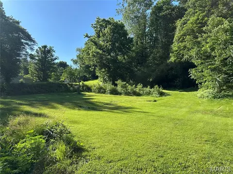 632 Fern Dr, Belleville, IL 62223