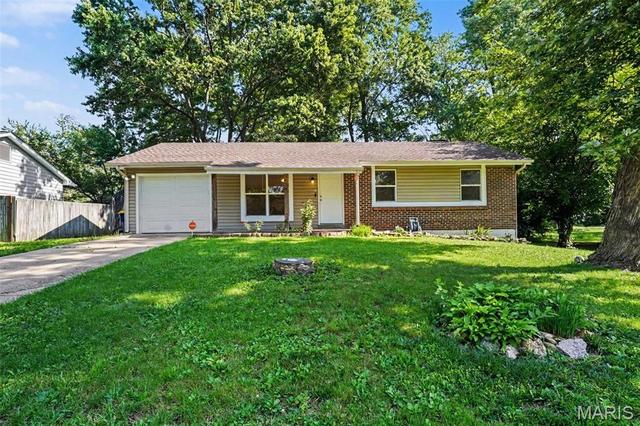 25 Country Ln, Warrenton, MO 63383