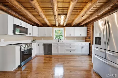 Kitchen - 545 Walker Rd, Troy, MO 63379 photo 1 of 4