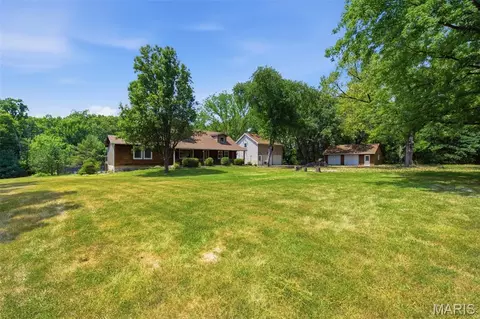 Exterior - 545 Walker Rd, Troy, MO 63379 photo 8 of 11