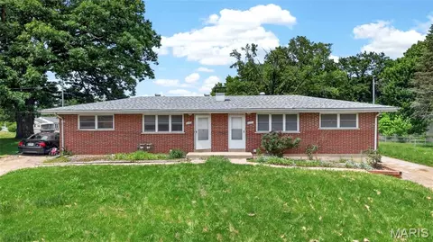9151 Ramona Ave, Saint Louis, MO 63121