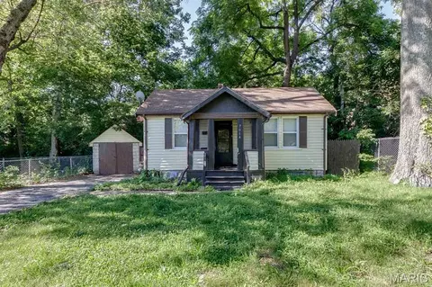 7014 Raymond Ave, University City, MO 63130