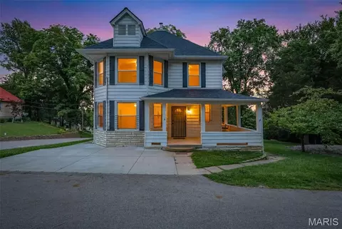 798 Laporte St, Sainte Genevieve, MO 63670