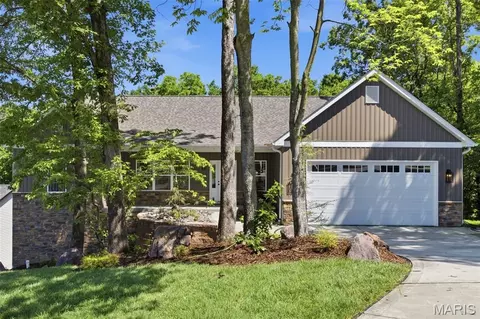 658 Mahogany Dr, Foristell, MO 63348