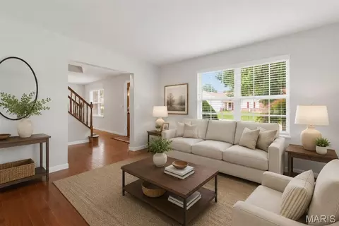 Living - 406 Winter Wind Dr, O'fallon, MO 63366 photo 2 of 7