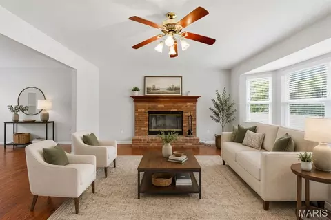 Living - 406 Winter Wind Dr, O'fallon, MO 63366 photo 5 of 7