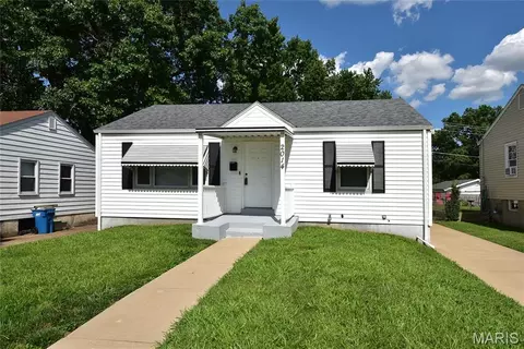 2014 Wismer Ave, Overland, MO 63114