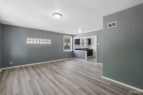 837 Wall St, Saint Louis, MO 63147