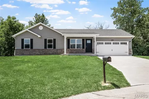 140 Wakefield Dr, Wright City, MO 63390