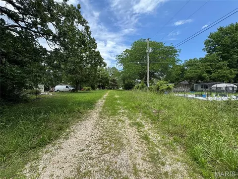 18375 Lanyard Ln, Waynesville, MO 65583