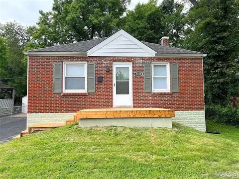 5419 College Ave, Jennings, MO 63136