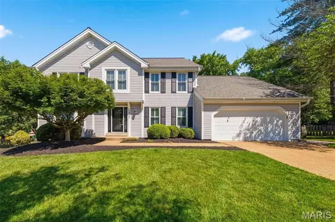 1805 Sumter Ridge Ct, Chesterfield, MO 63017