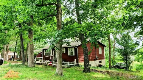 7560 Vista Dr, Cedar Hill, MO 63016
