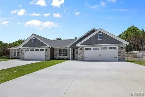 1553 Hickory Lndg, De Soto, MO 63020