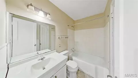 6234 Peurifoy Ave, Berkeley, MO 63134 photo 6
