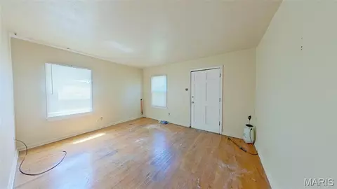 6234 Peurifoy Ave, Berkeley, MO 63134 photo 2