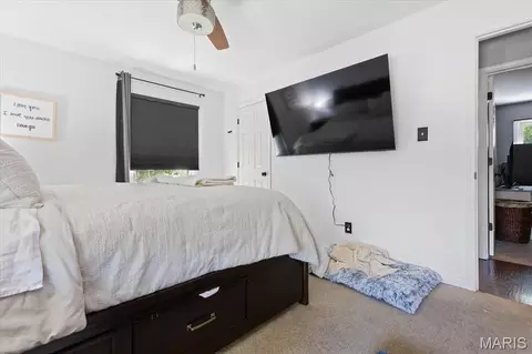 Bedroom - 303 Oakfield Dr, Ballwin, MO 63021 photo 2 of 3
