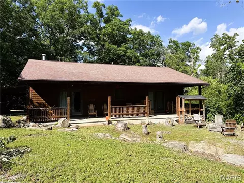2 Bluffview Ct, New Florence, MO 63363