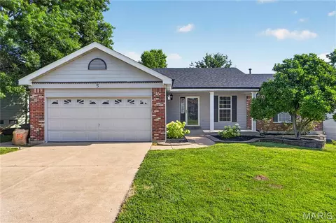 5 Griesenauer Ct, O'fallon, MO 63368